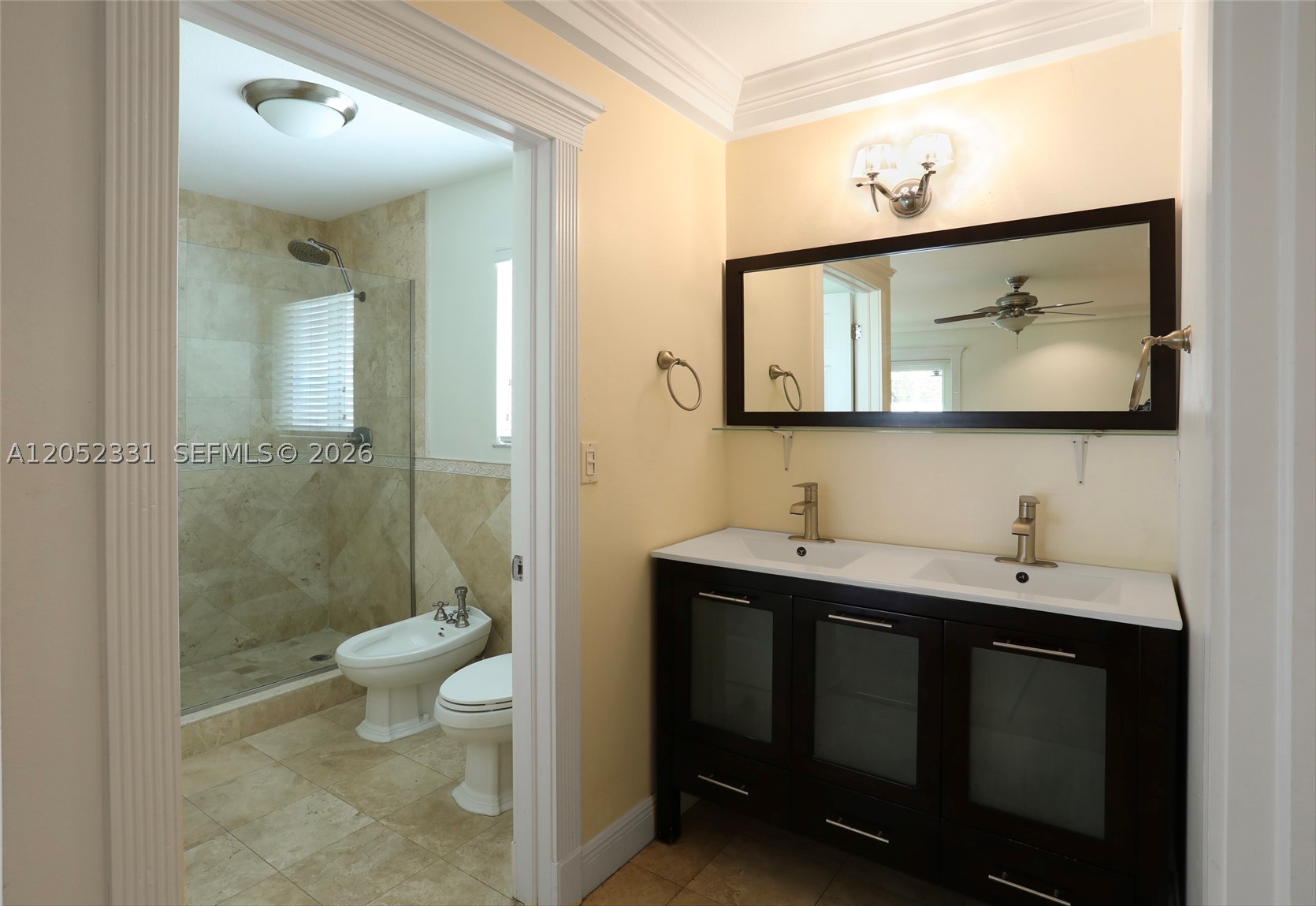 SNAPPER CREEK PARK UNIT N - Residential Lease
