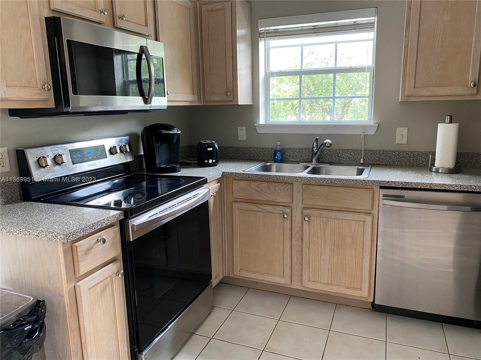 Reserve at Pointe Meadows - Residential