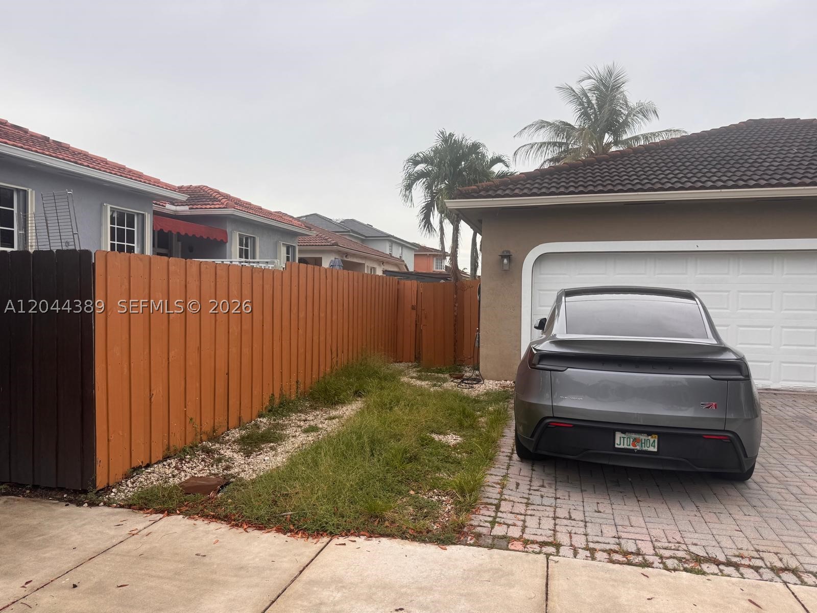 BISMARK HOMES AT VENEZIA - Residential Lease
