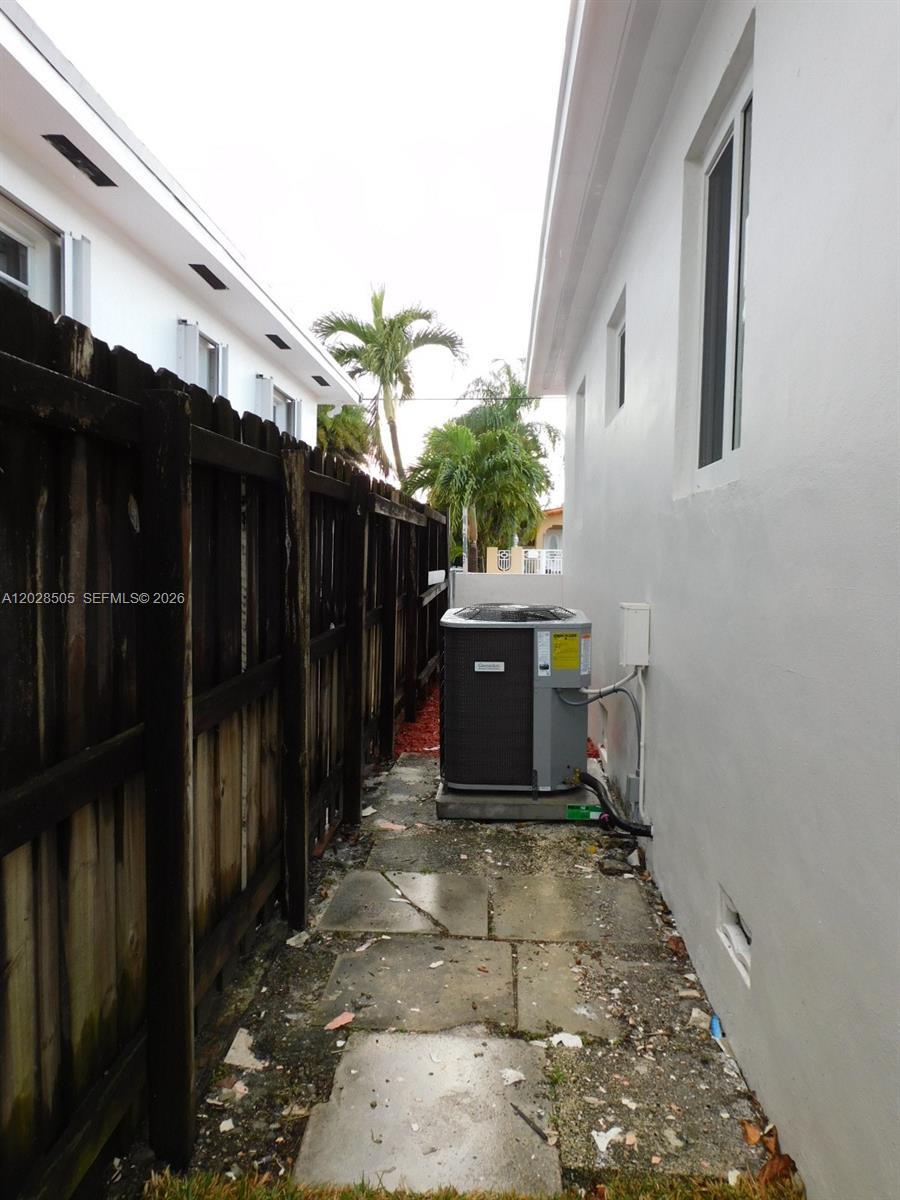 BIRD RD HIGHLANDS - Residential Lease