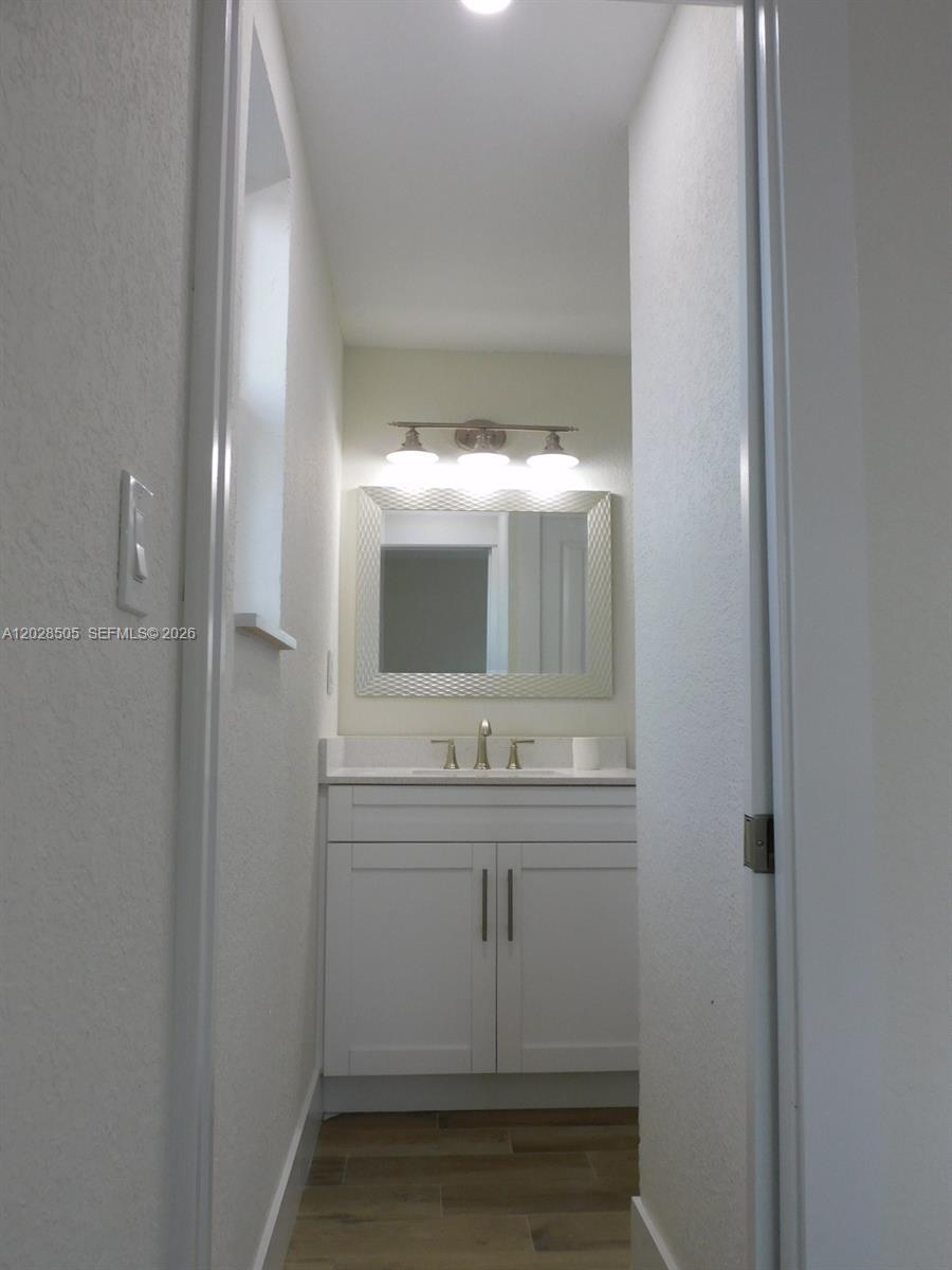 BIRD RD HIGHLANDS - Residential Lease