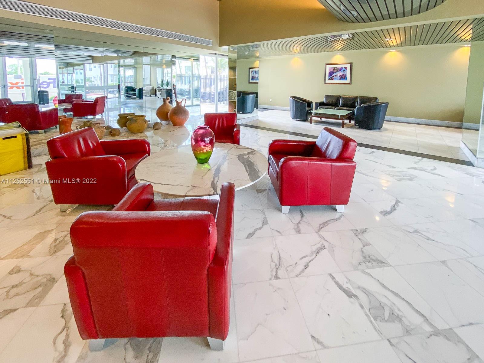 MANATEE CONDO - Residential Lease