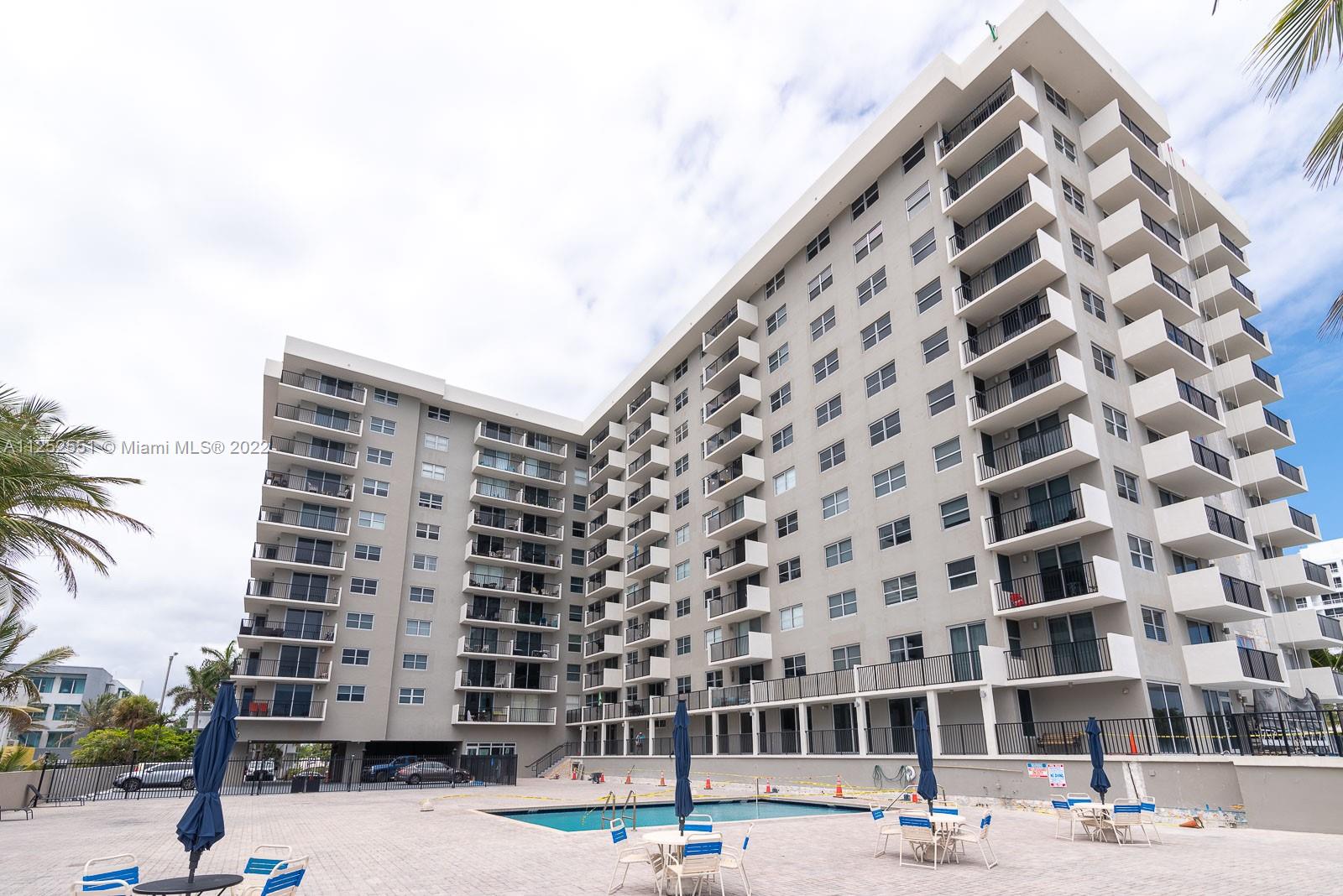 MANATEE CONDO - Residential Lease