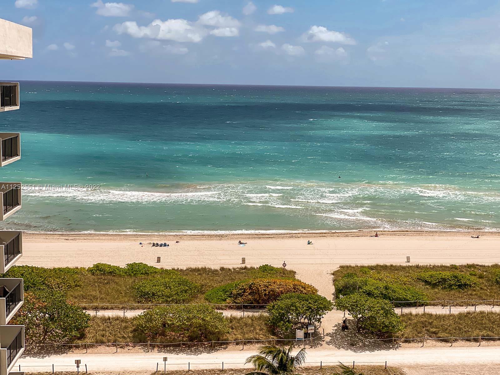 MANATEE CONDO - Residential Lease