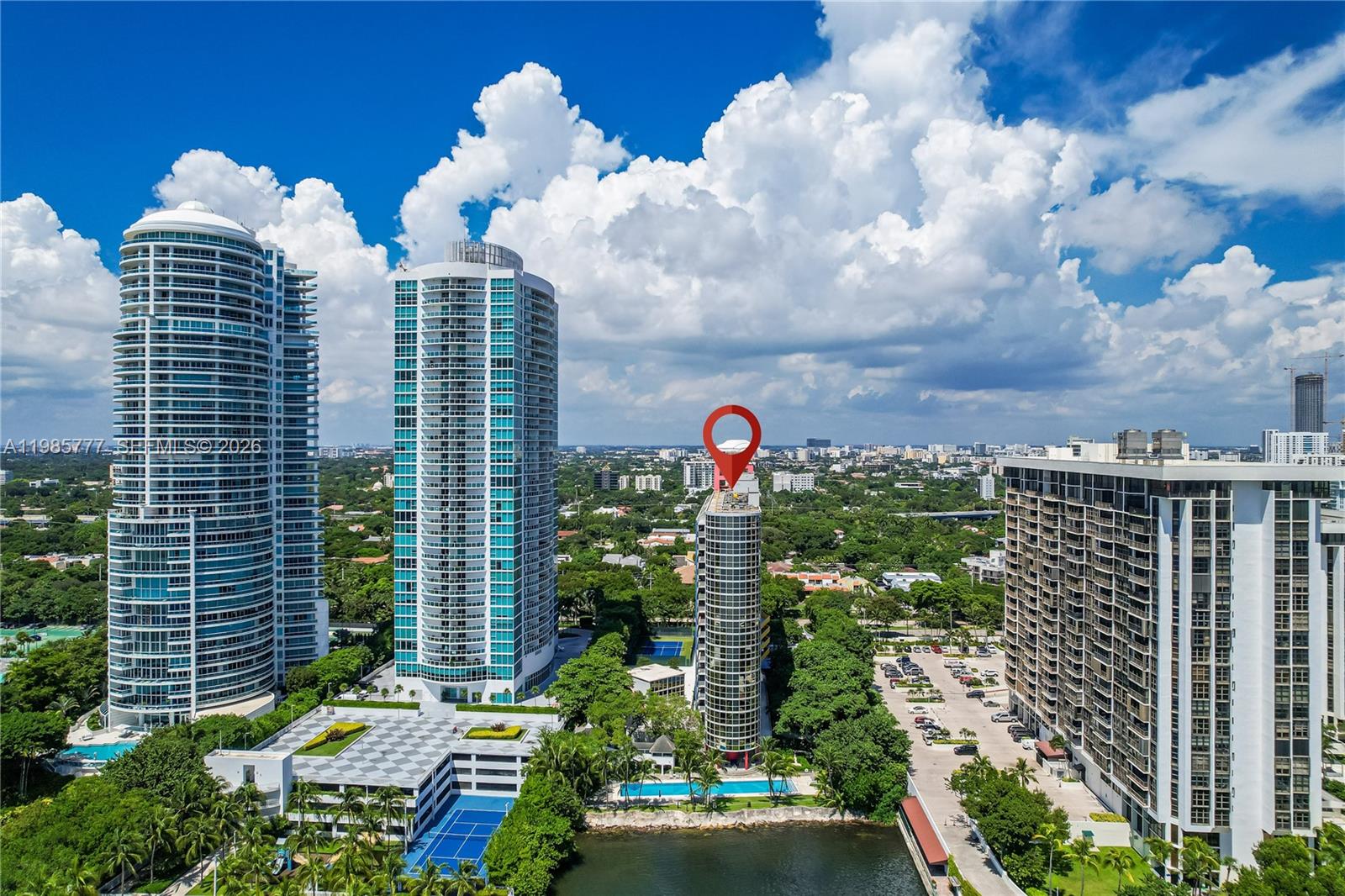 ATLANTIS ON BRICKELL COND - Residential