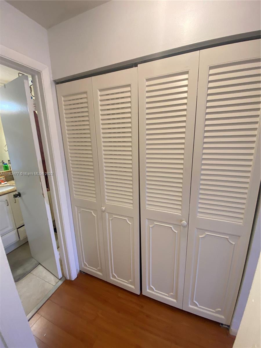 CENTRE COURT CONDO - Residential