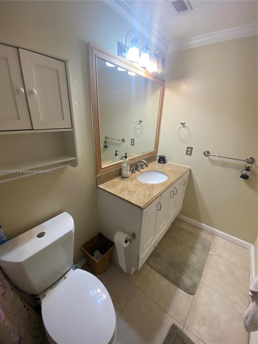 CENTRE COURT CONDO - Residential