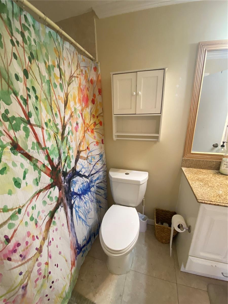 CENTRE COURT CONDO - Residential