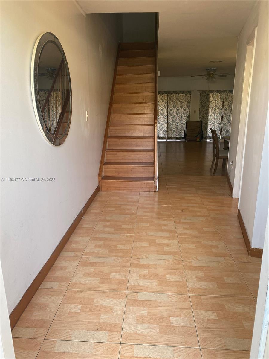 CENTRE COURT CONDO - Residential
