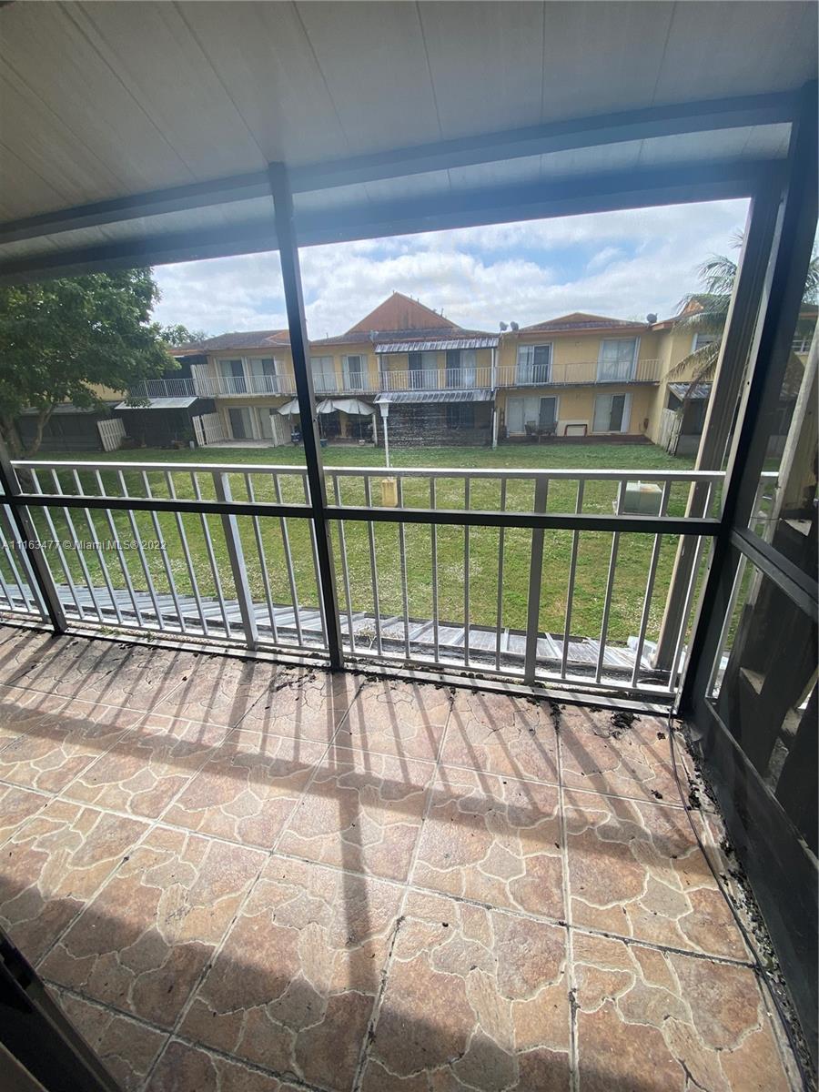 CENTRE COURT CONDO - Residential