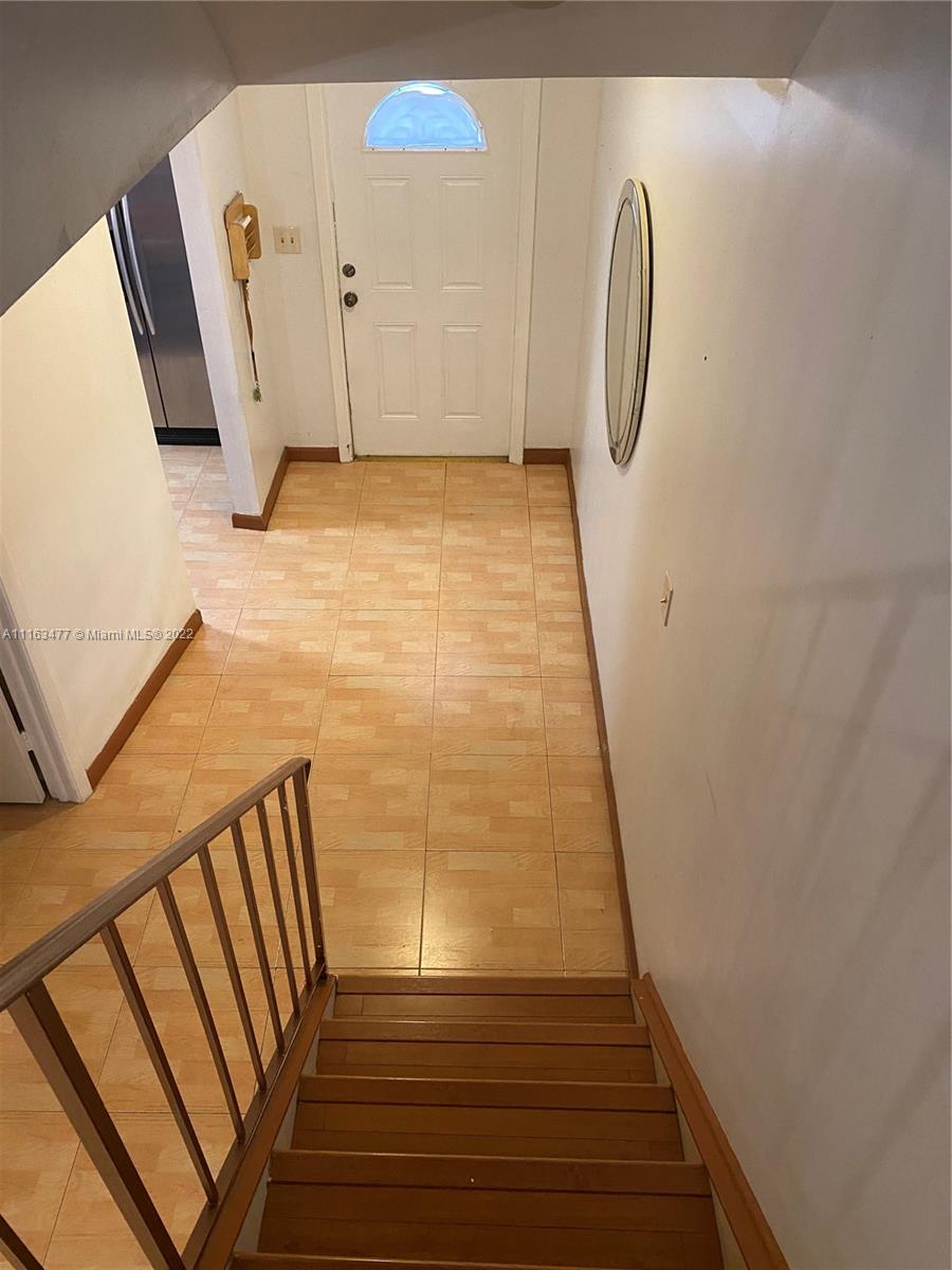 CENTRE COURT CONDO - Residential