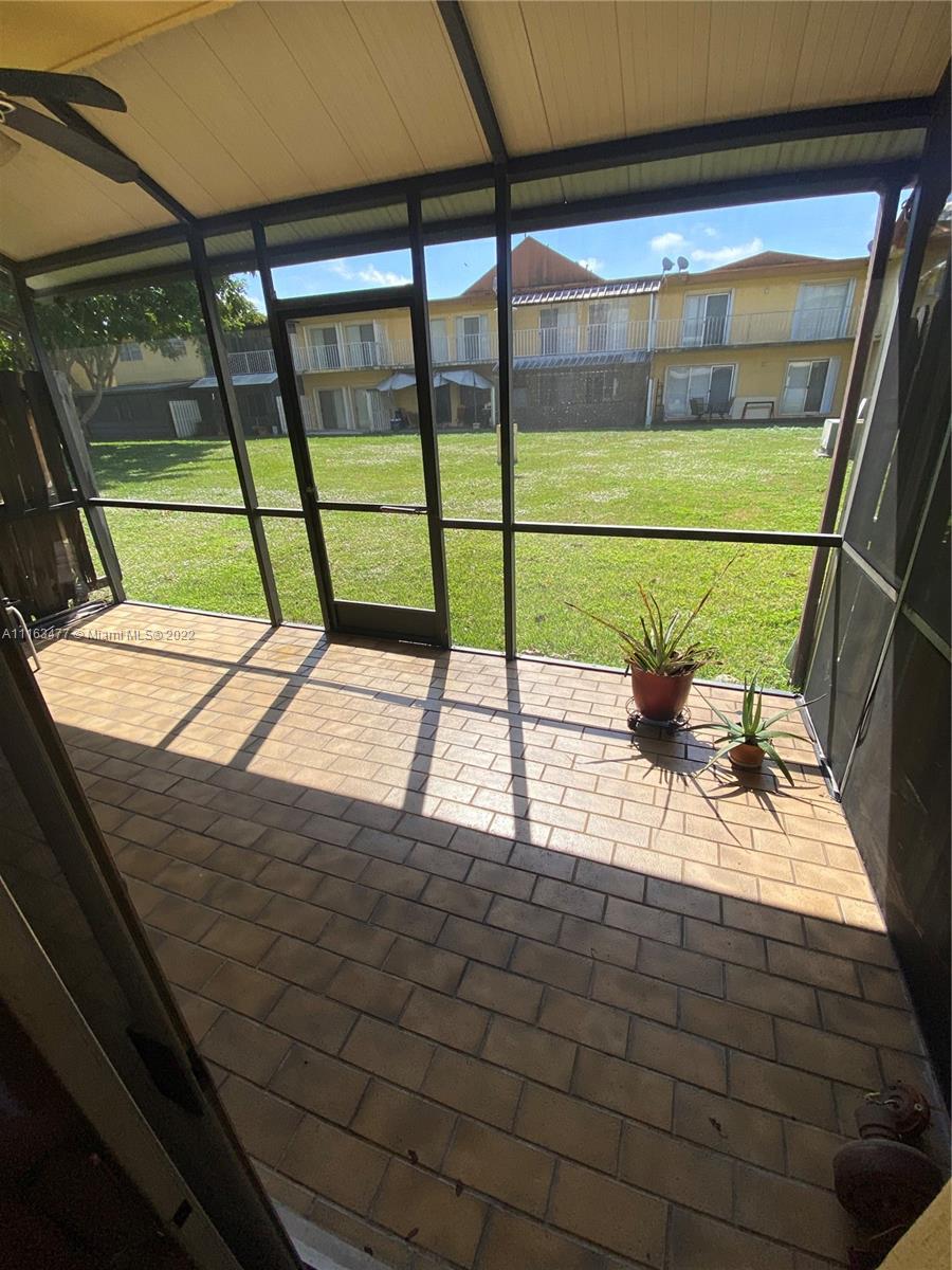 CENTRE COURT CONDO - Residential