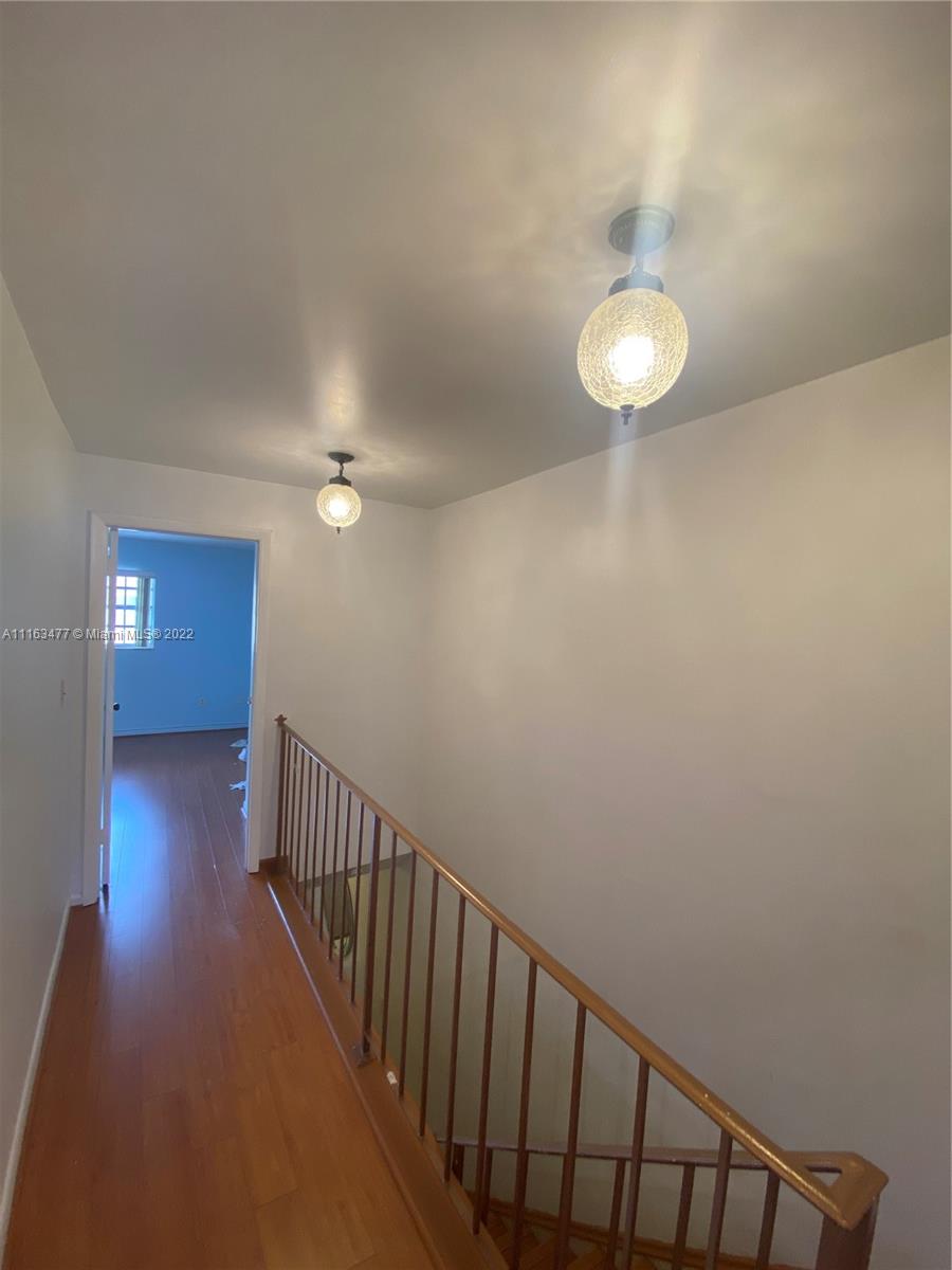 CENTRE COURT CONDO - Residential