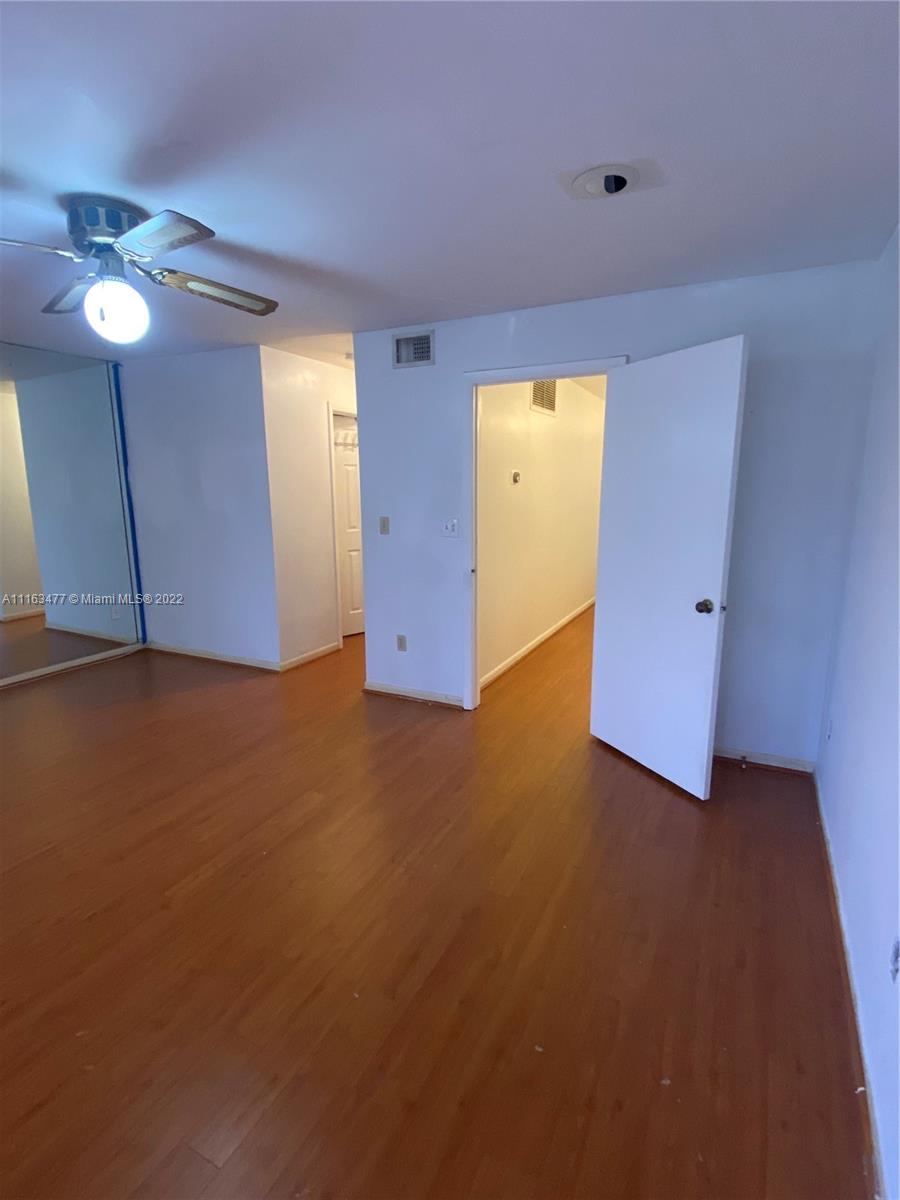 CENTRE COURT CONDO - Residential