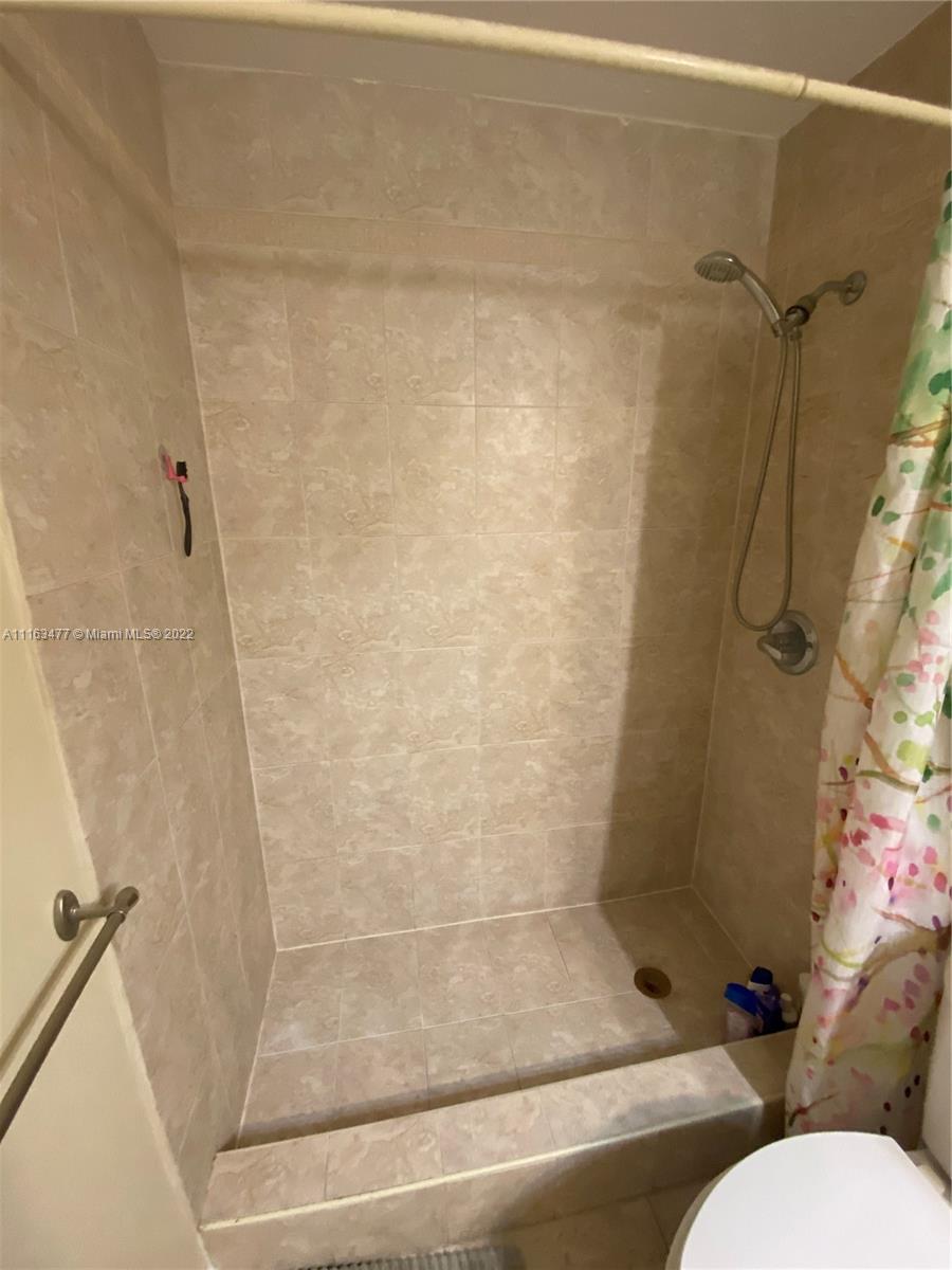 CENTRE COURT CONDO - Residential