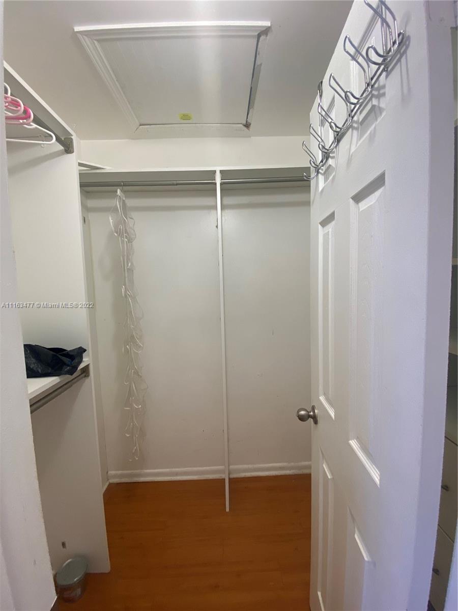 CENTRE COURT CONDO - Residential