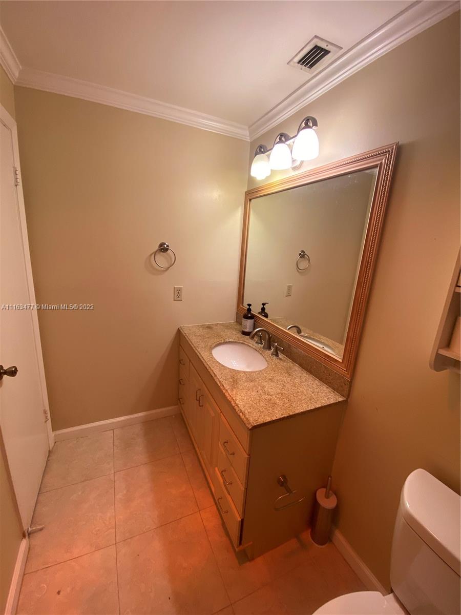 CENTRE COURT CONDO - Residential
