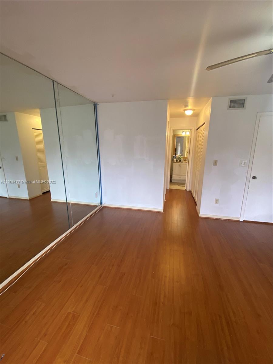 CENTRE COURT CONDO - Residential