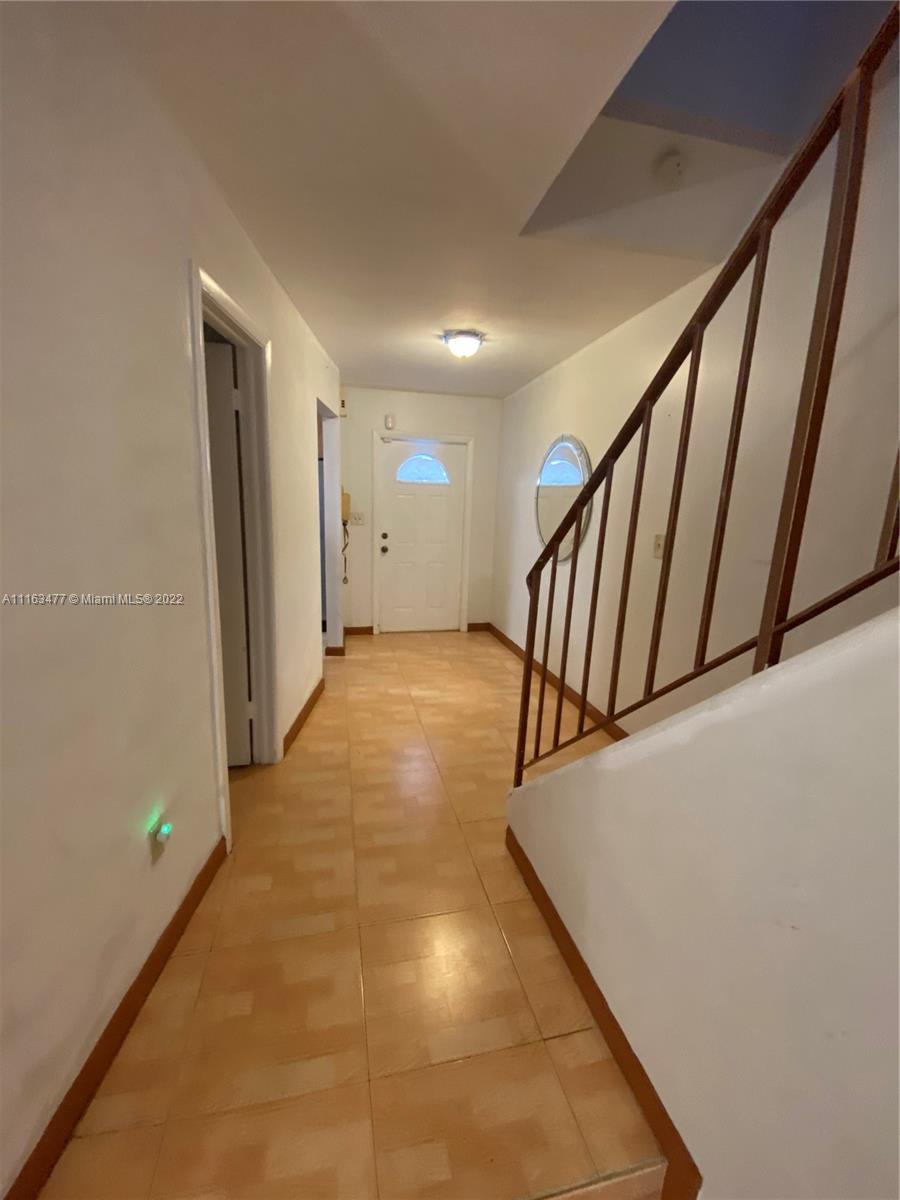 CENTRE COURT CONDO - Residential