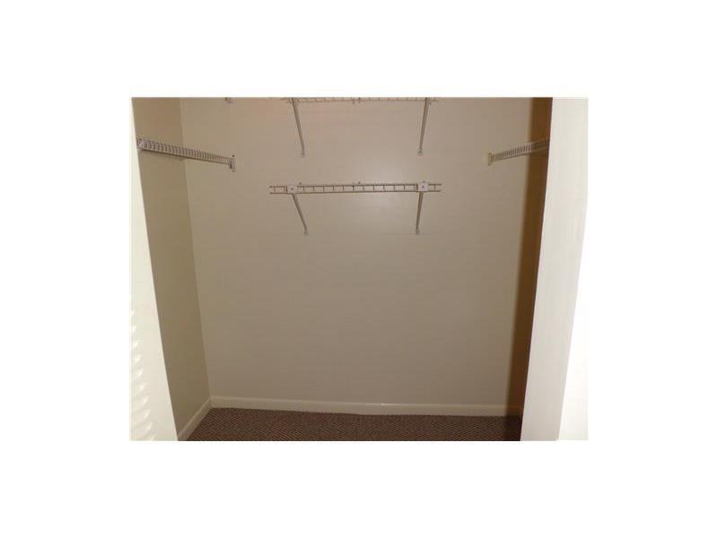 KENDALL LAKES LAKEVIEW TO - Residential Lease
