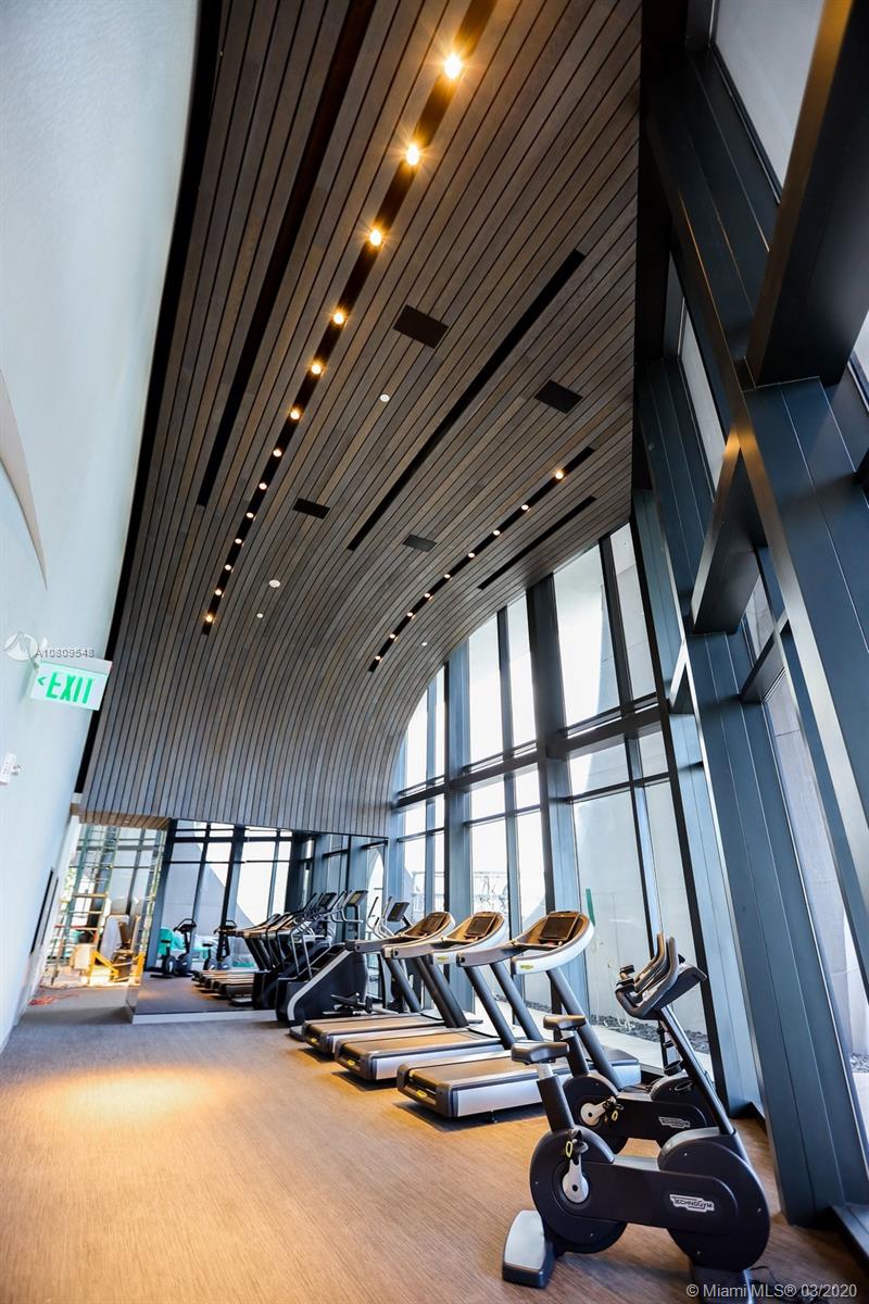 ONE THOUSAND MUSEUM - Residential