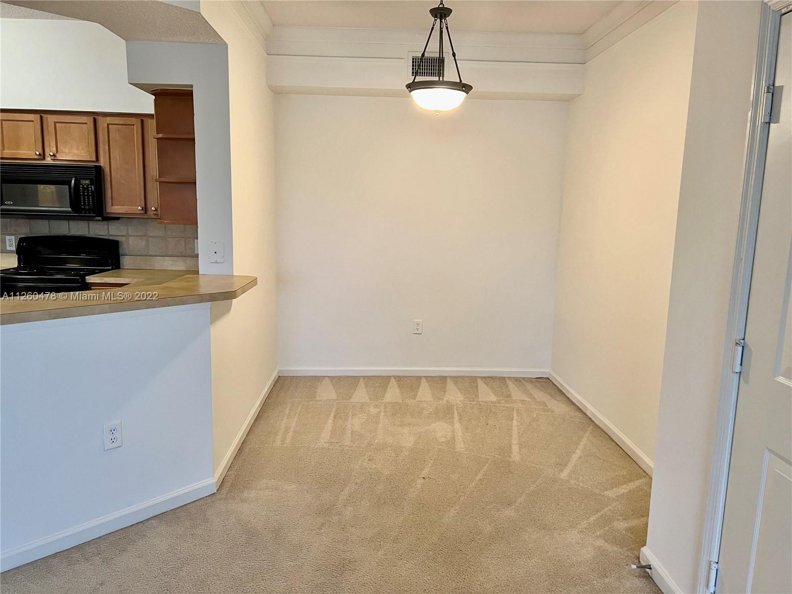 MEZZANO CONDO - Residential Lease