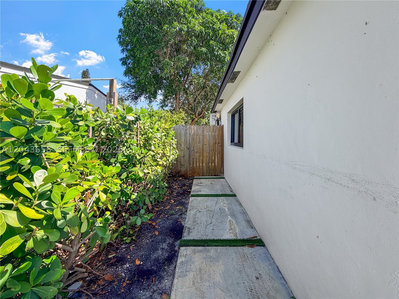 OVERBROOK SHORES - Residential
