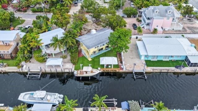 ROCK HARBOR ESTATE EST 980 - Residential
