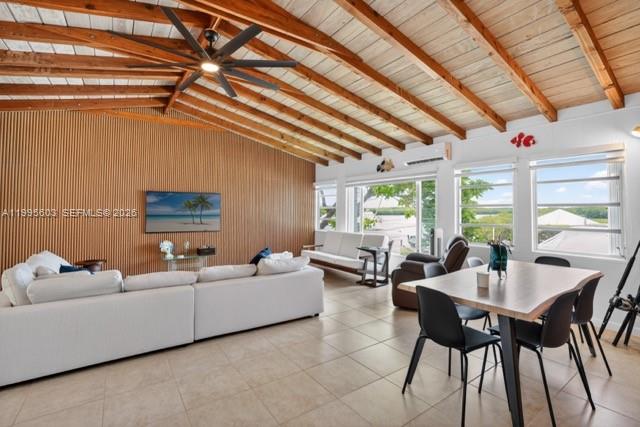 ROCK HARBOR ESTATE EST 980 - Residential