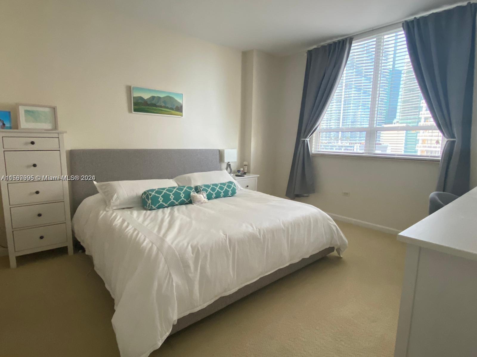 COURTS BRICKELL KEY CONDO - Residential Lease