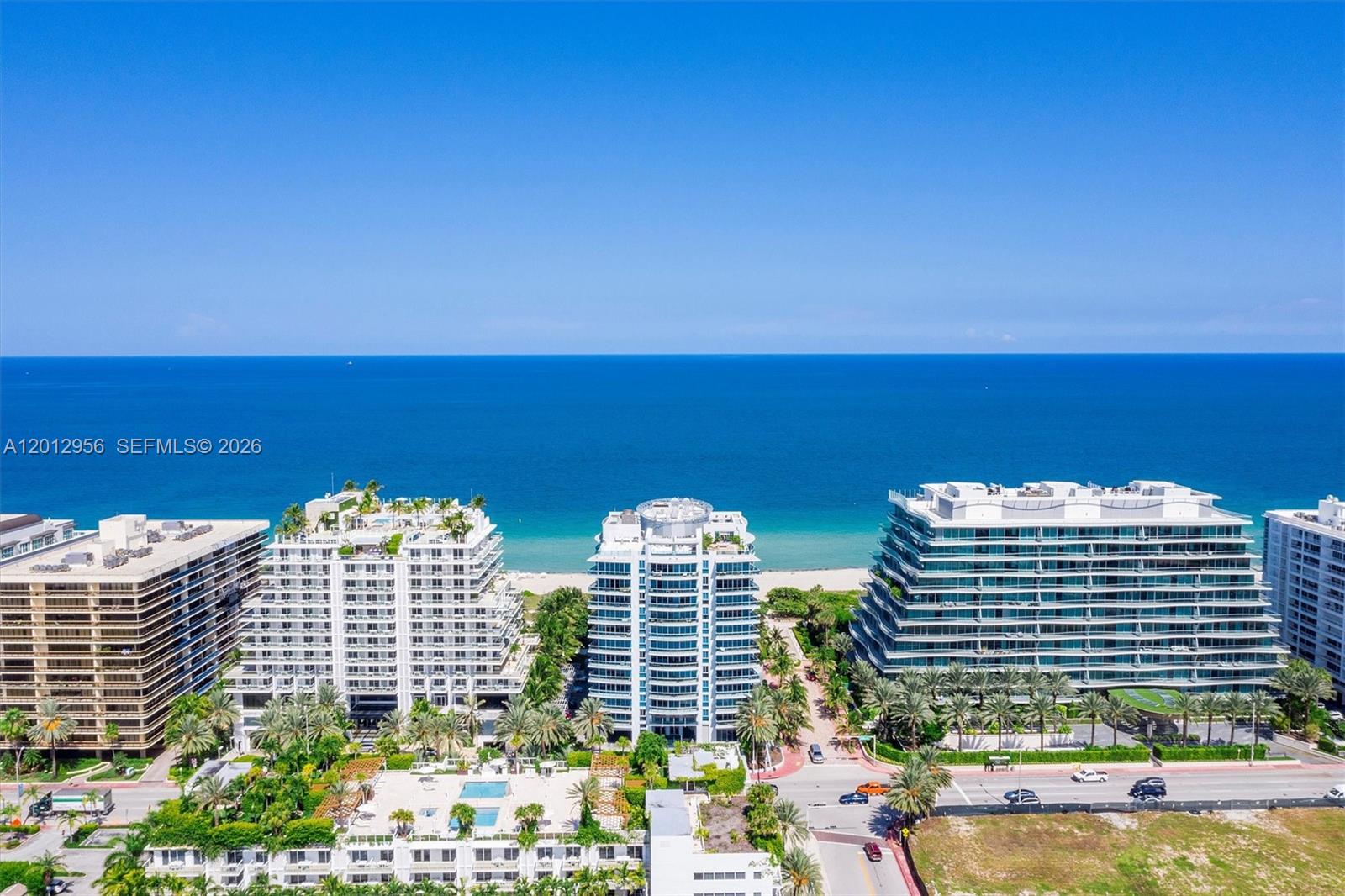 AZURE CONDO - Residential