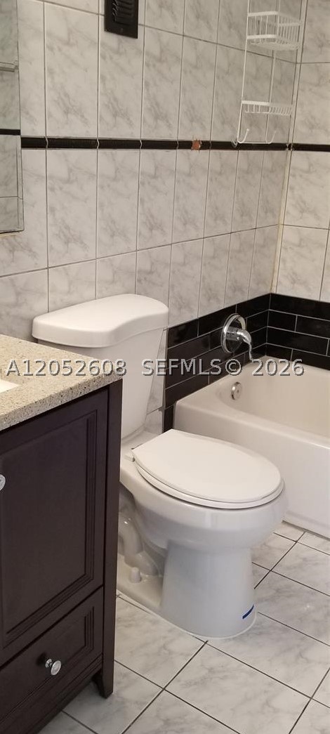 MICHELLE CONDO - Residential Lease