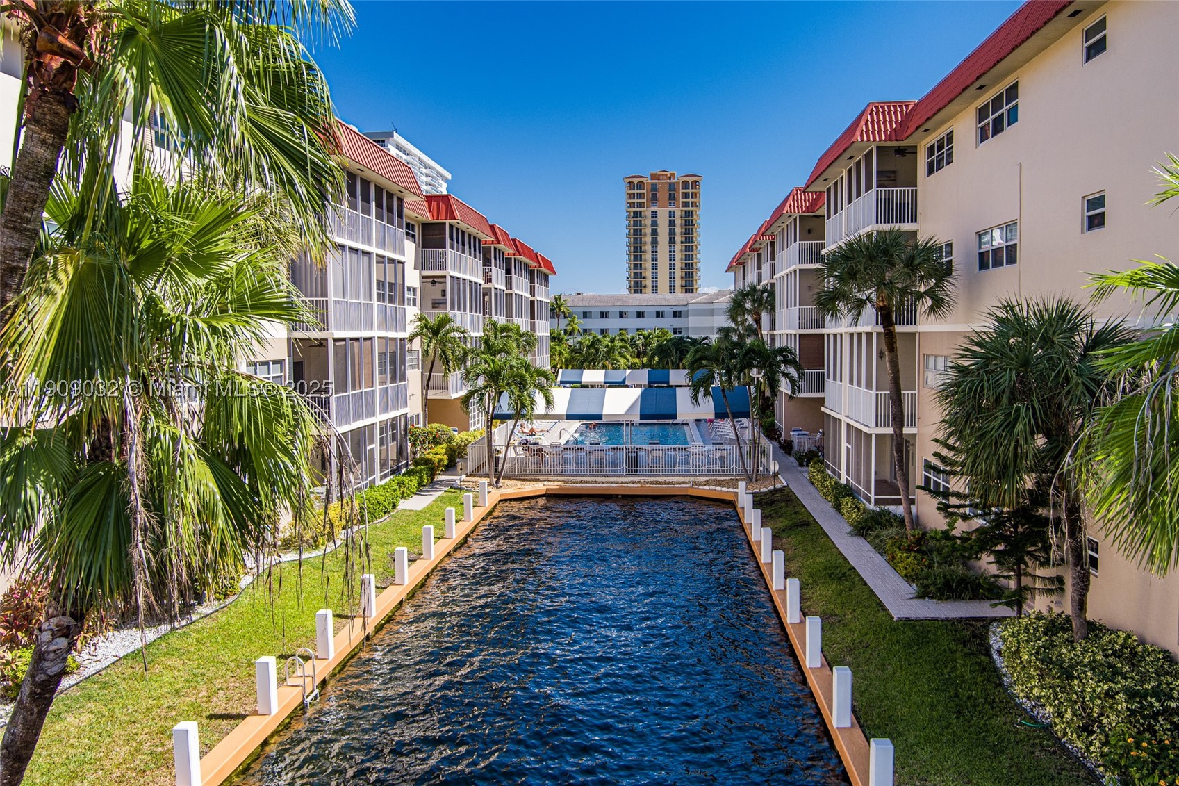 RIVIERA APTS A INC OF HAL - Residential