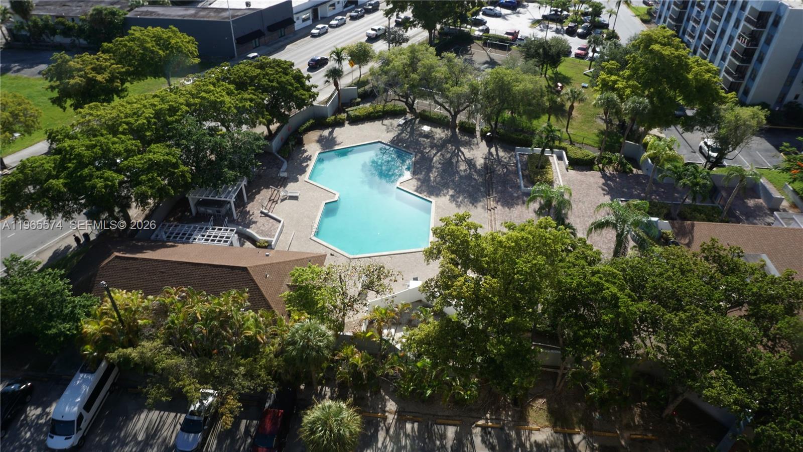 Greenwich CONDO PHI - Residential