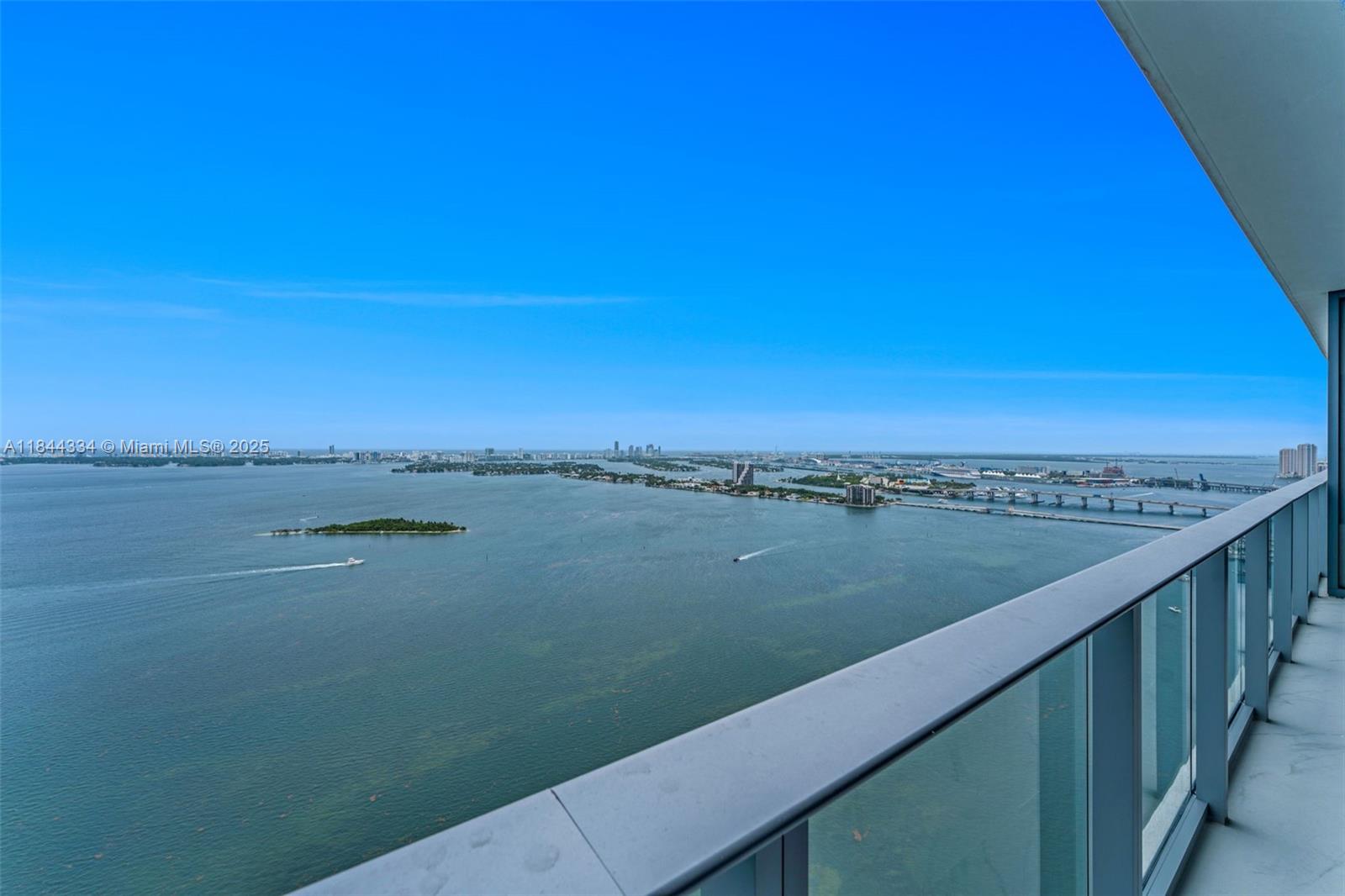 Aria Reserve Miami - Residential