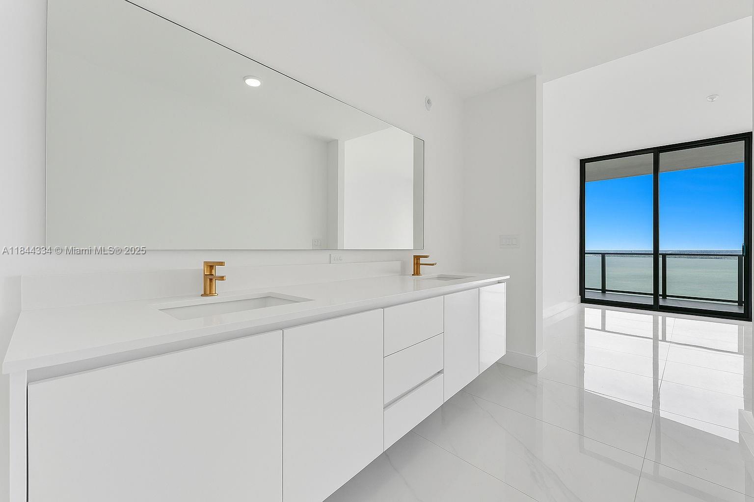 Aria Reserve Miami - Residential