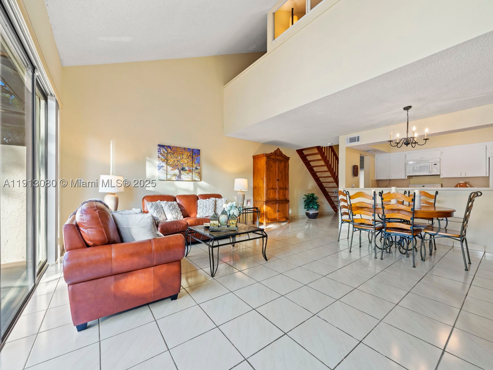 CALUSA POINT - Residential