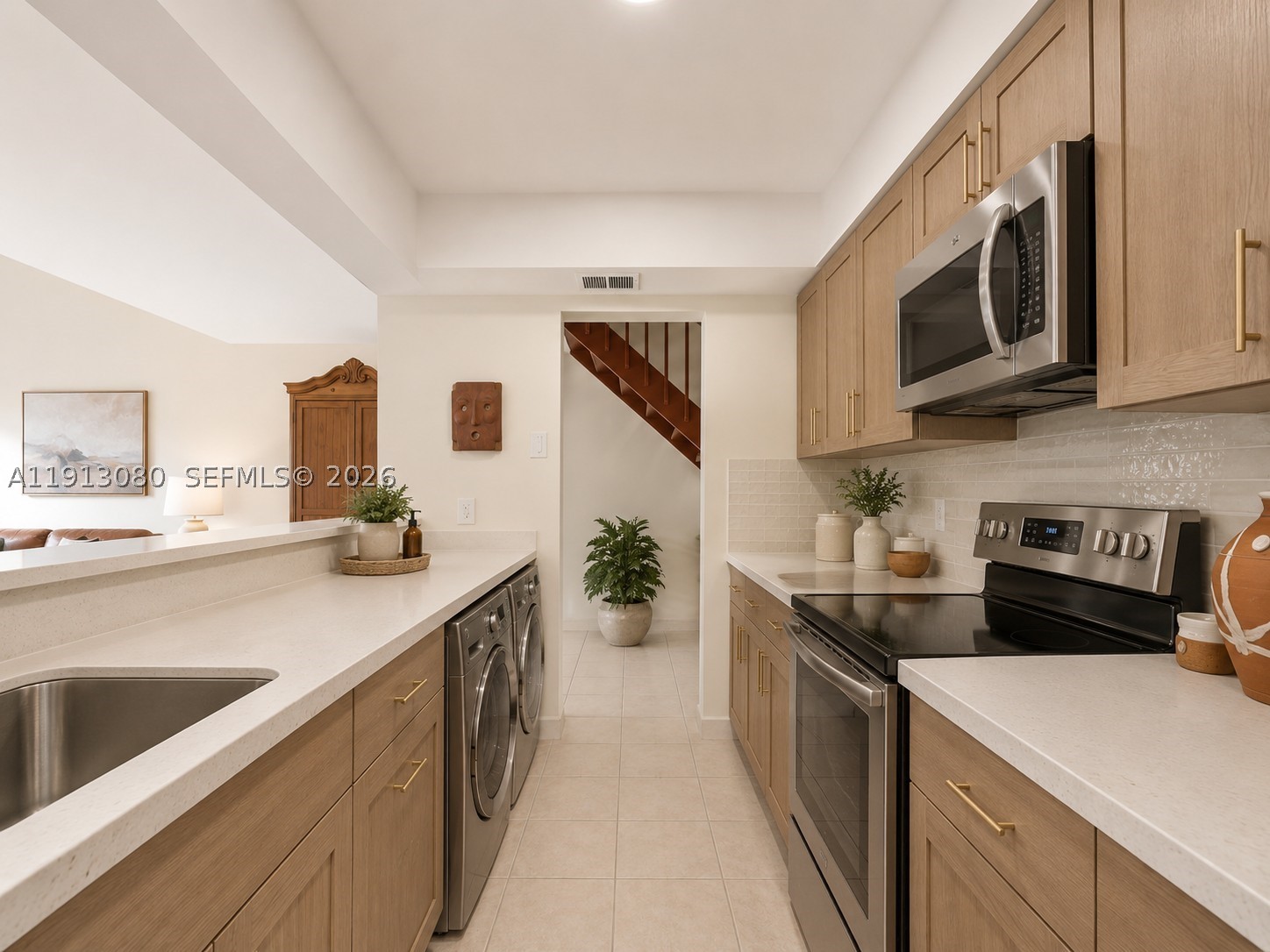 CALUSA POINT - Residential