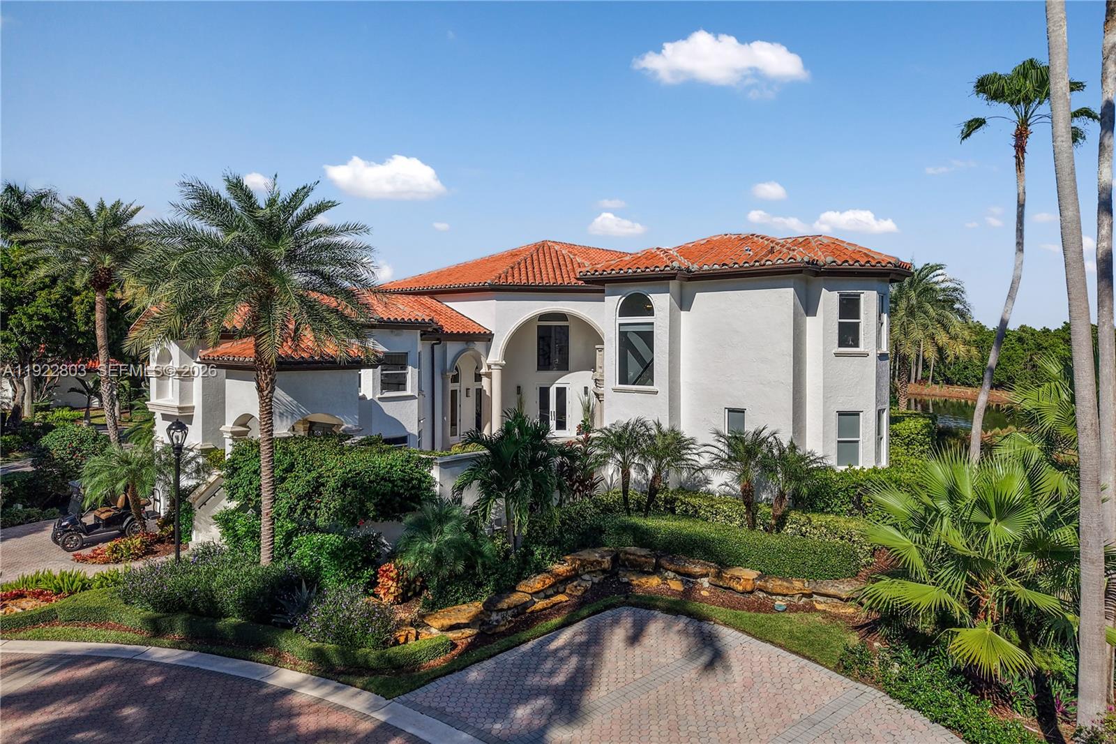 DEERING BAY ESTATES - Residential