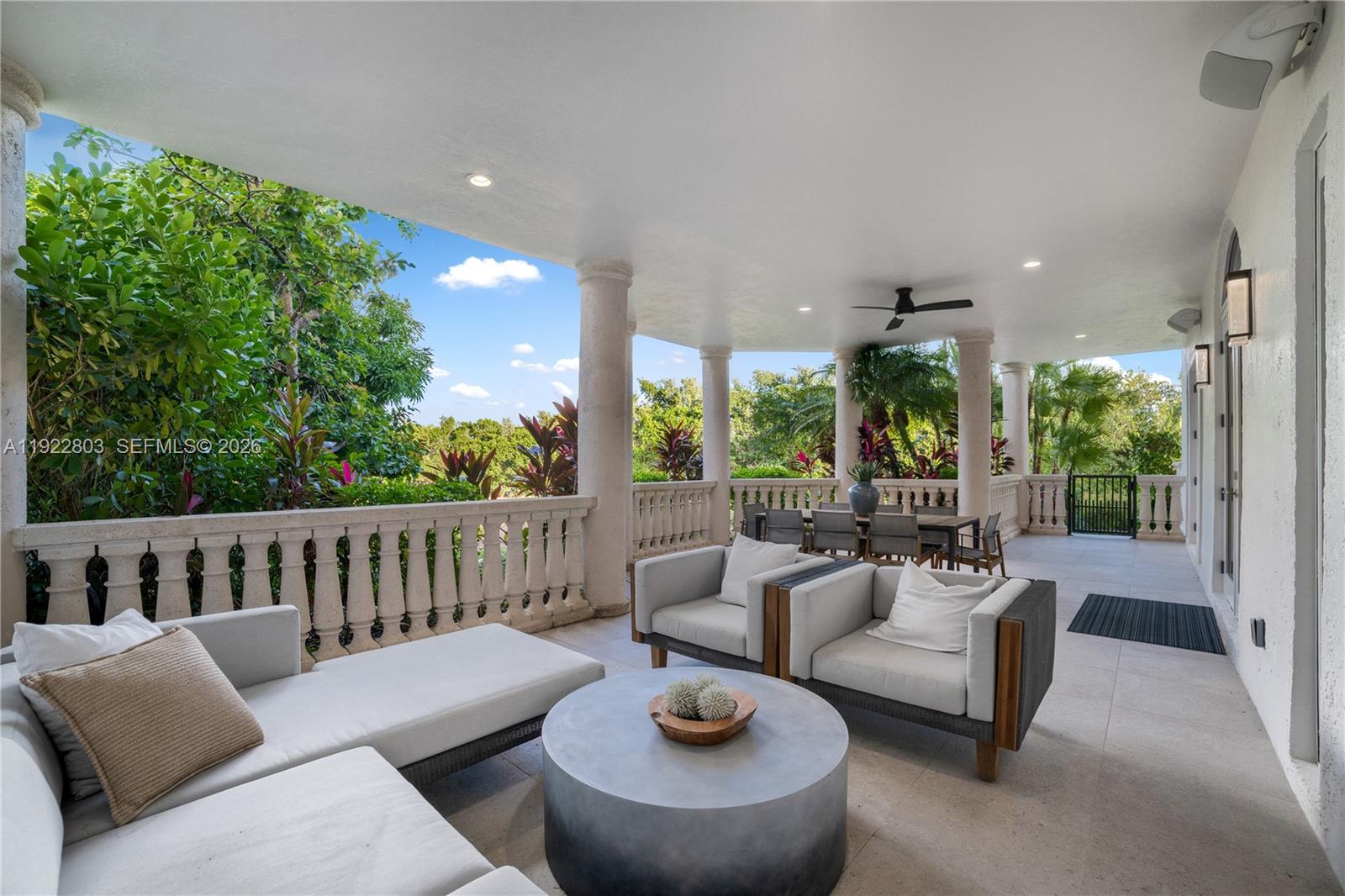 DEERING BAY ESTATES - Residential