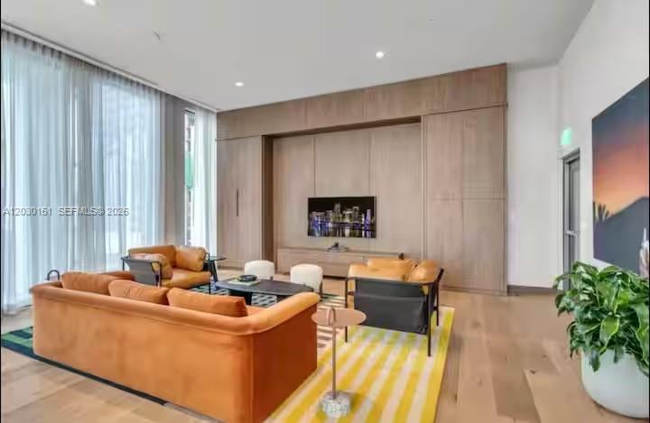 The Crosby - Residential
