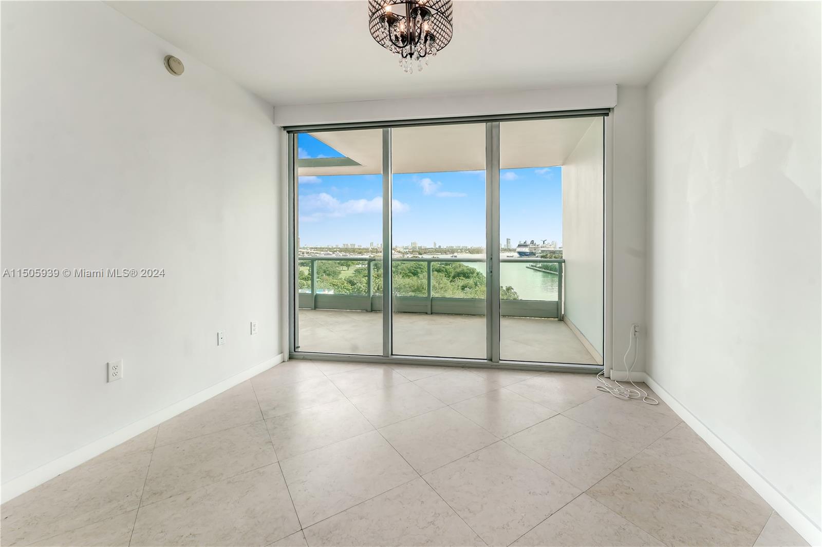 900 BISCAYNE BAY CONDO - Residential