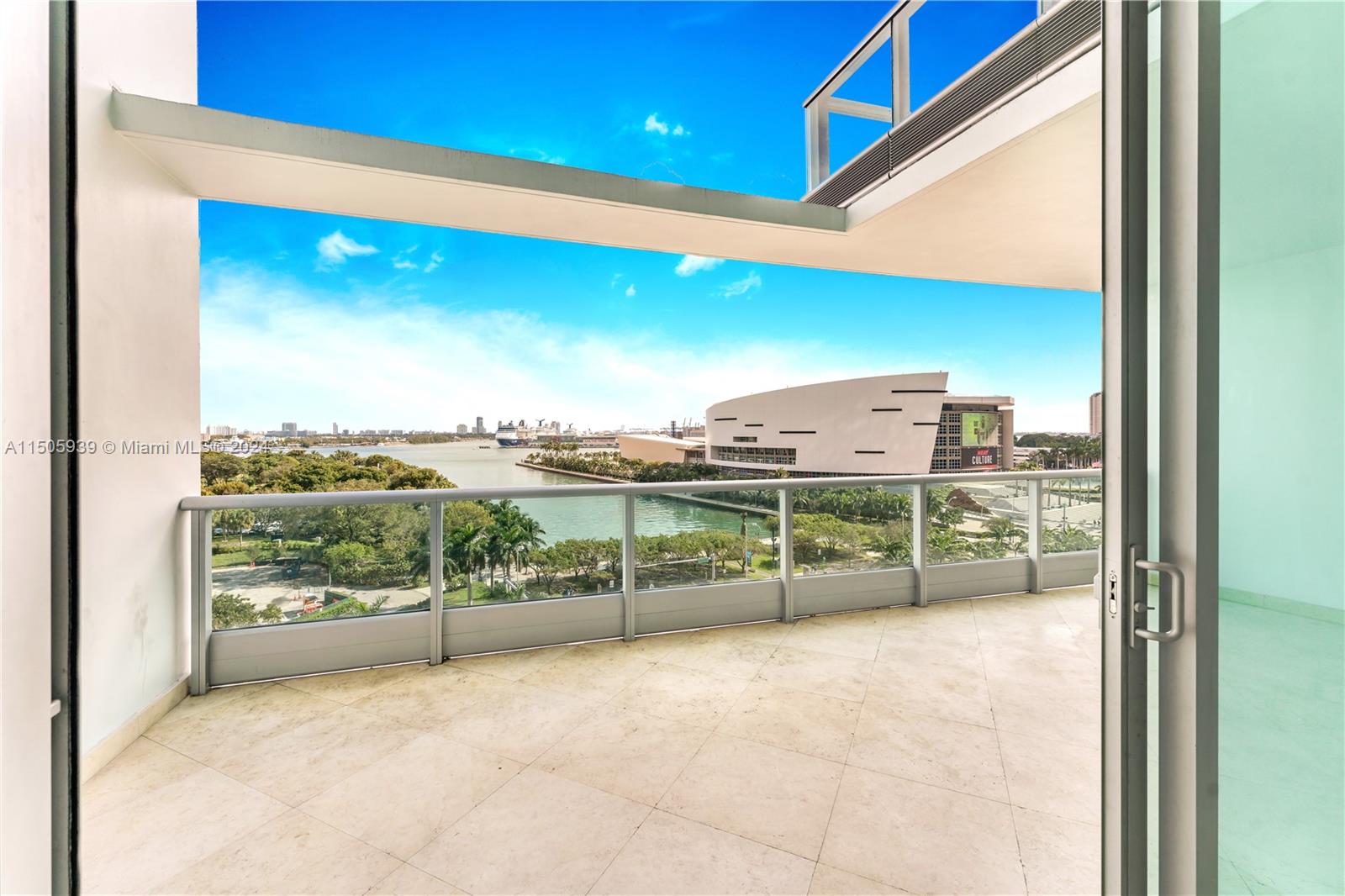 900 BISCAYNE BAY CONDO - Residential