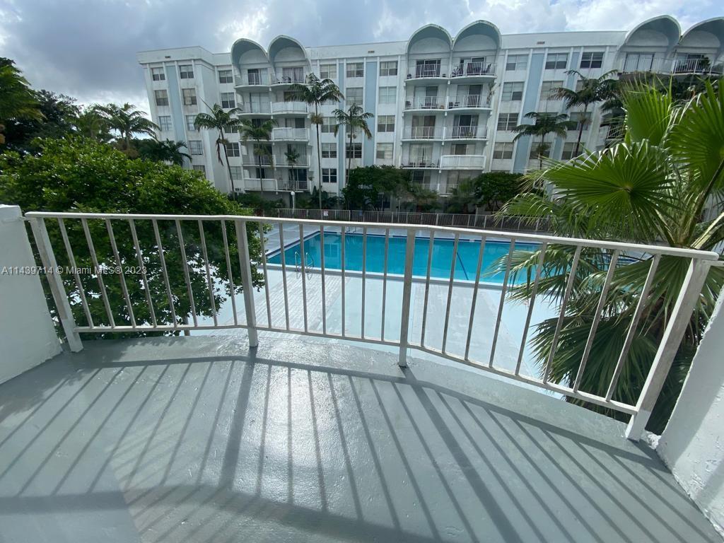 MONTECARLO CONDO - Residential