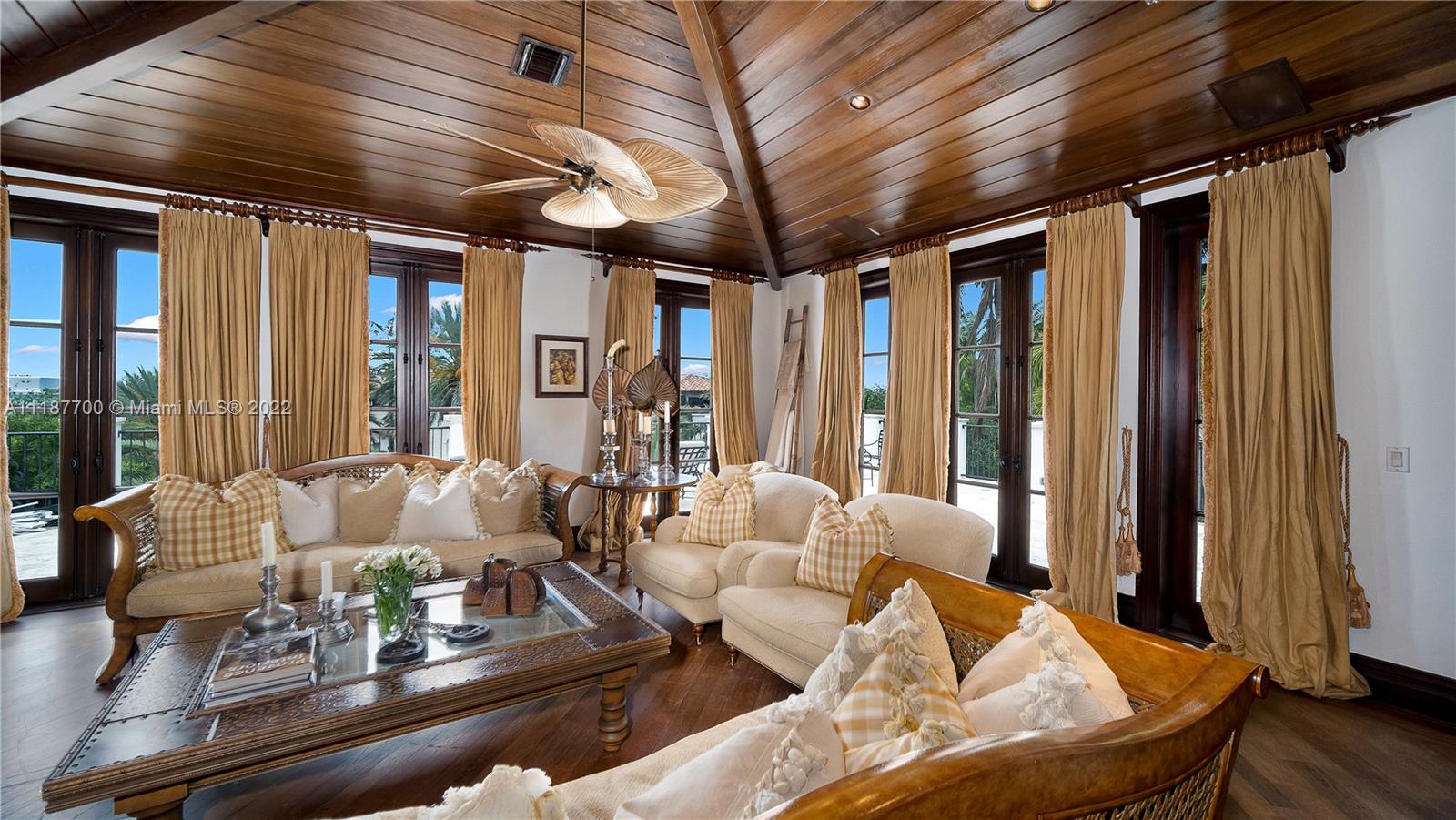 MASHTA ISLAND - Residential