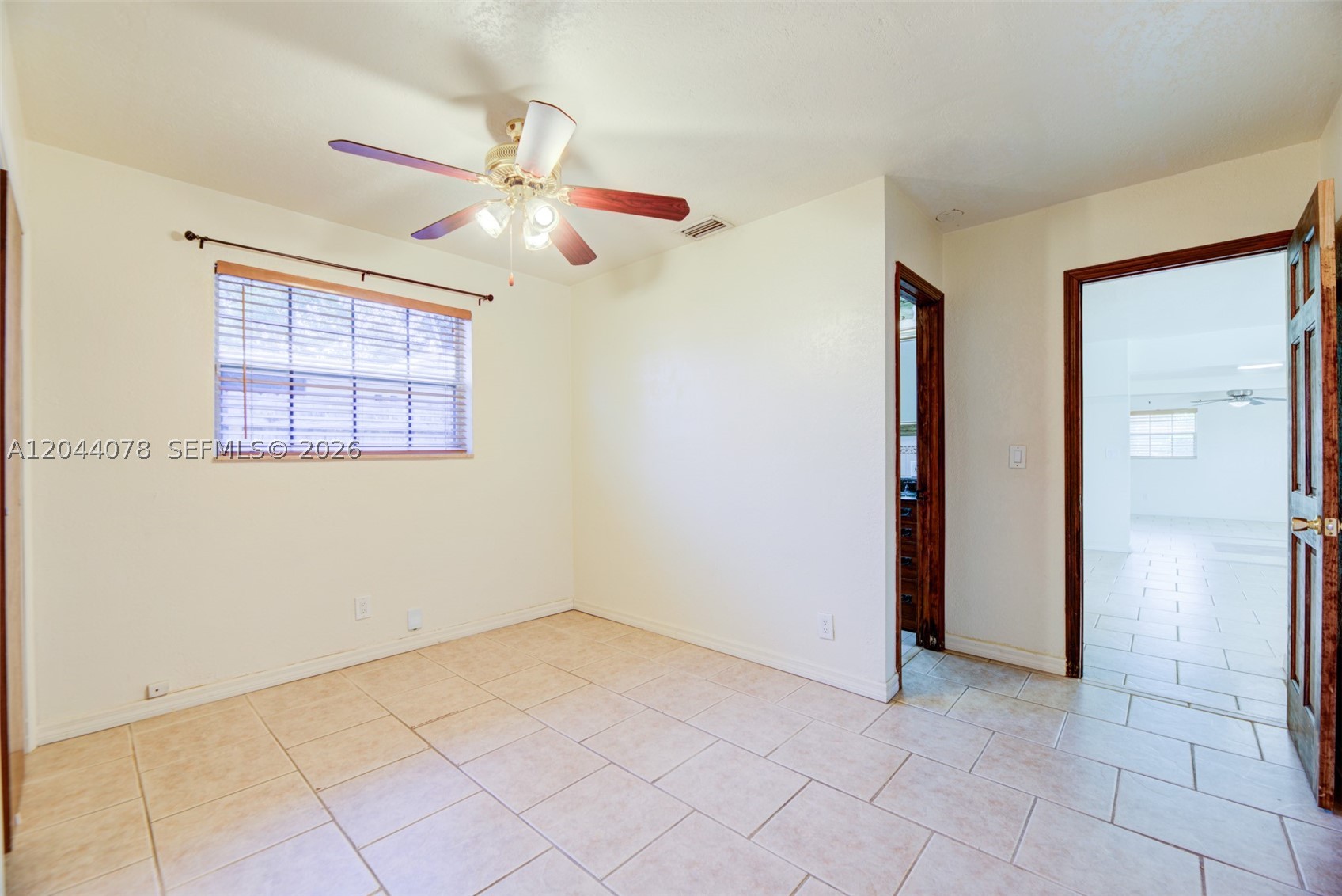 DRIFTWOOD ESTATES NO 15 - Residential Lease
