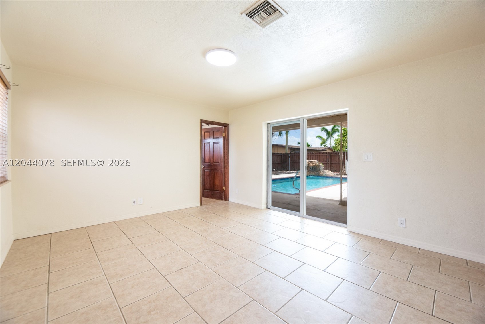 DRIFTWOOD ESTATES NO 15 - Residential Lease