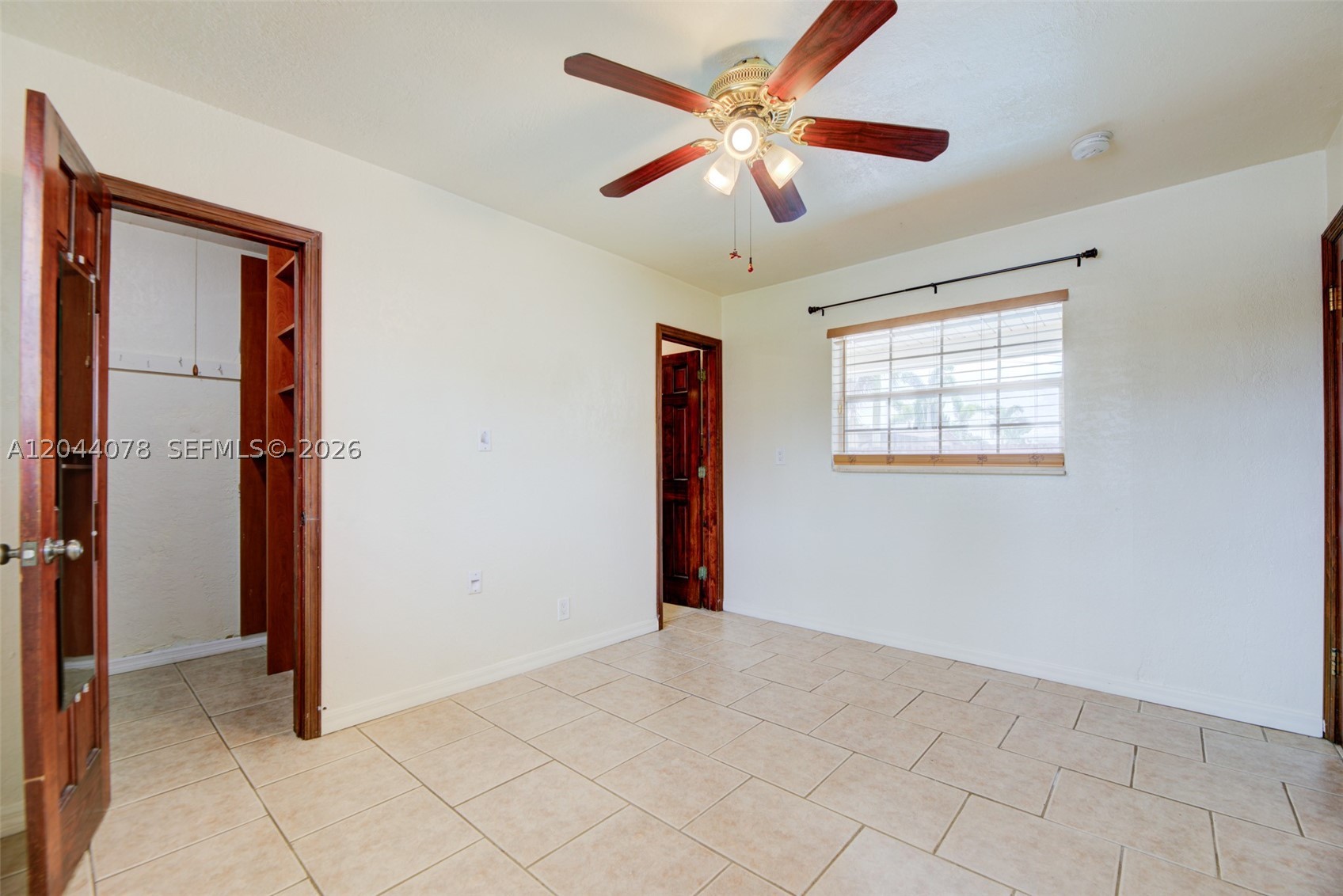DRIFTWOOD ESTATES NO 15 - Residential Lease