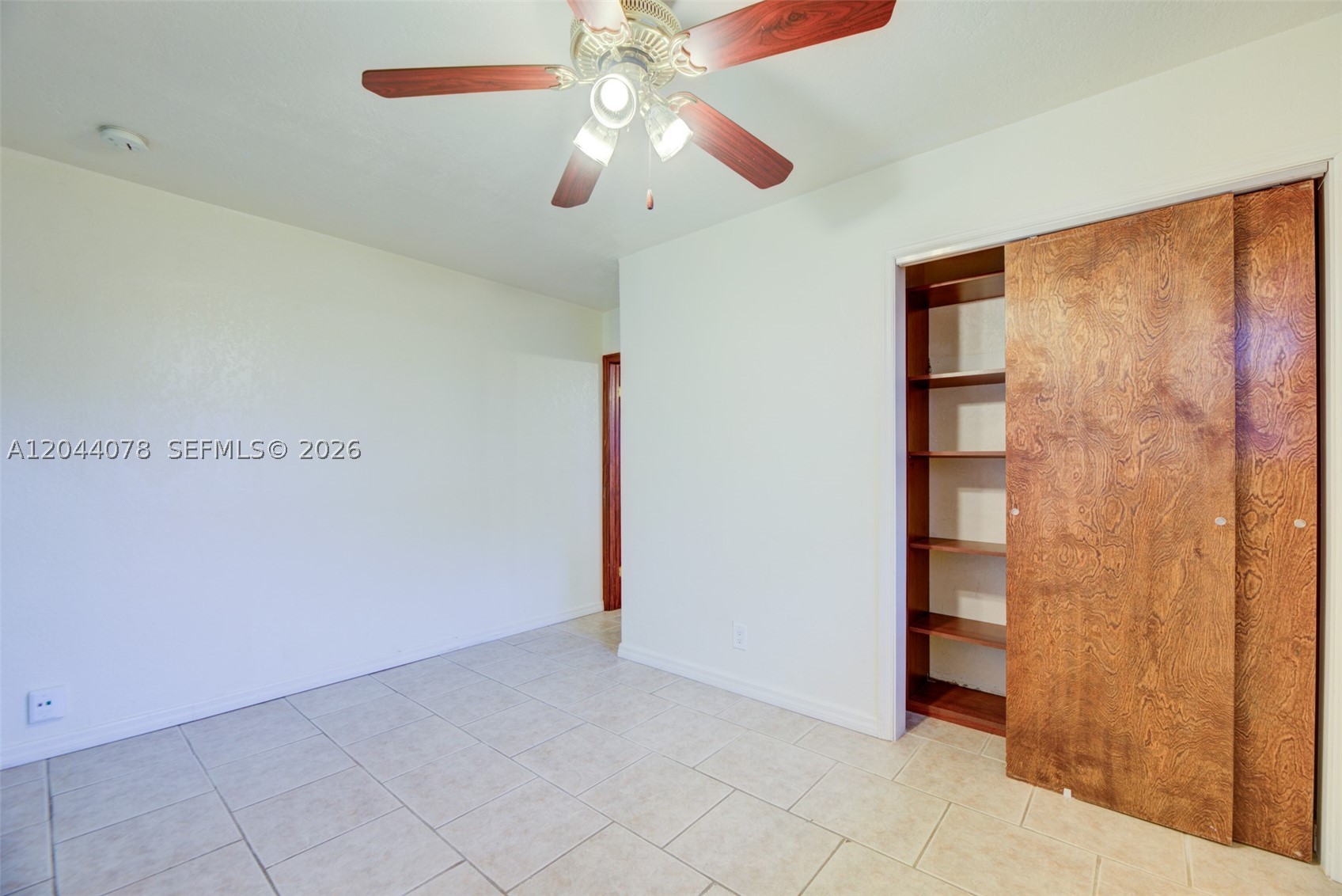 DRIFTWOOD ESTATES NO 15 - Residential Lease