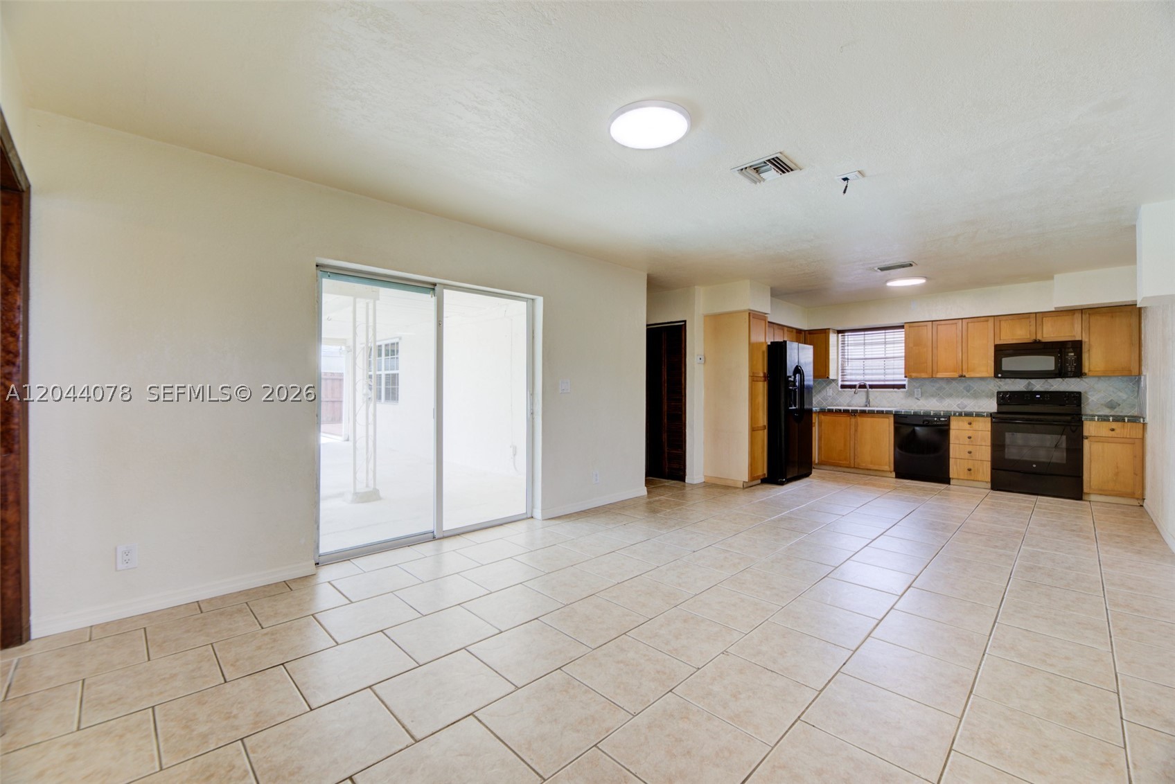 DRIFTWOOD ESTATES NO 15 - Residential Lease